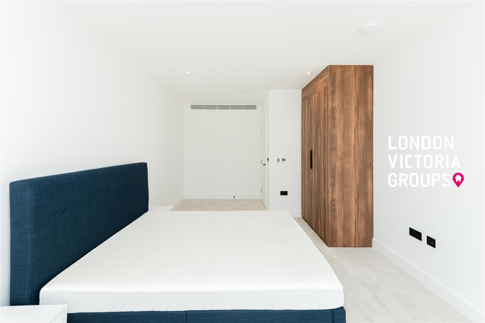 Horatio Apartments, 2 Graphite Square, LONDON
